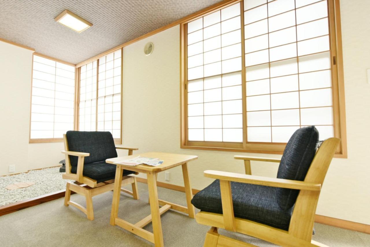 Hostel Pleasure Maruyama Sapporo Exterior photo