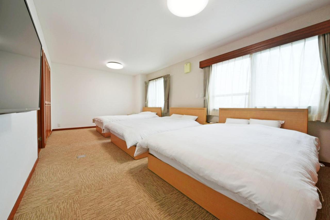 Hostel Pleasure Maruyama Sapporo Exterior photo